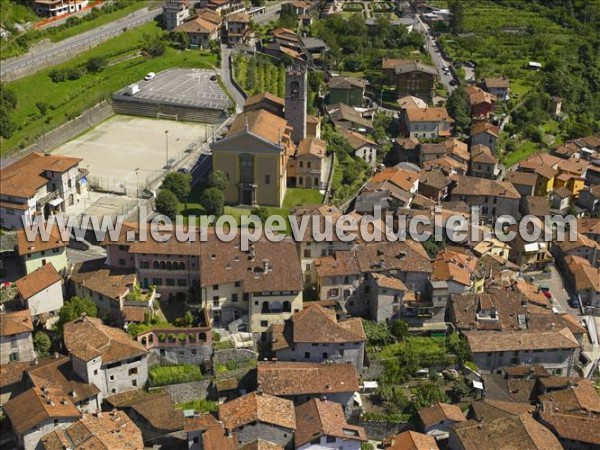 Photo aérienne de Bienno