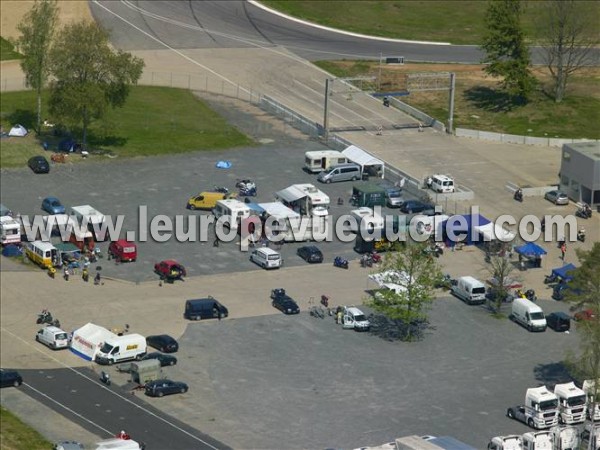 Photo aérienne de Chenevires