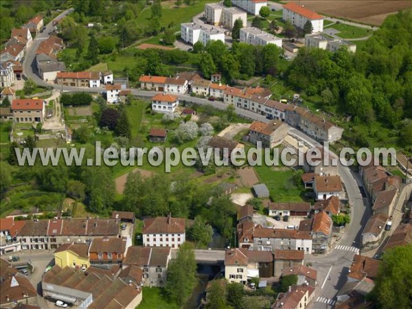 Photo aérienne de Darney