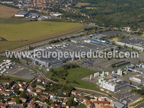 Photo aérienne de Le Coudray-Montceaux