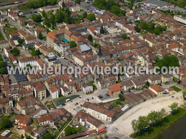 Photo aérienne de Mirecourt