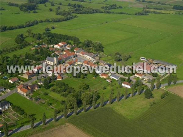 Photo aérienne de Roupeldange