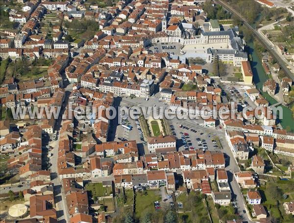 Photo aérienne de Commercy