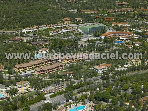 Photo aérienne de Limone sul Garda