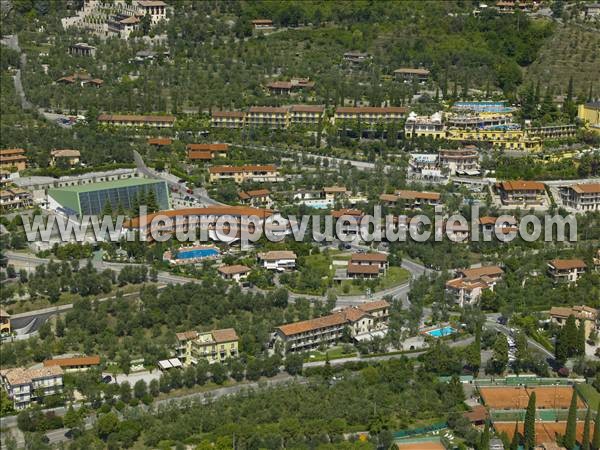 Photo aérienne de Limone sul Garda