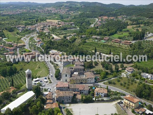 Photo aérienne de Puegnago sul Garda