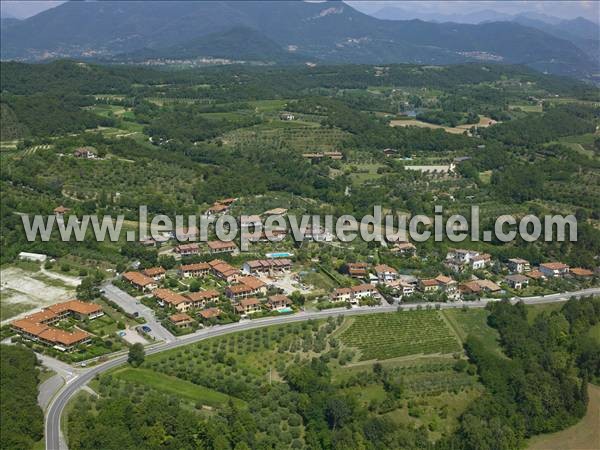 Photo aérienne de Puegnago sul Garda