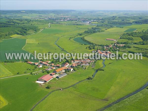 Photo aérienne de Salonnes