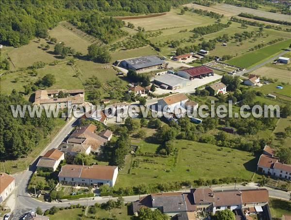 Photo aérienne de Saint-Julien-sous-les-Ctes