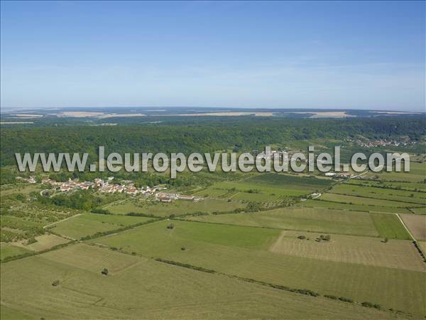 Photo aérienne de Buxires-sous-les-Ctes