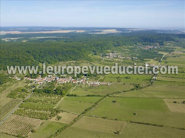 Photo aérienne de Buxires-sous-les-Ctes