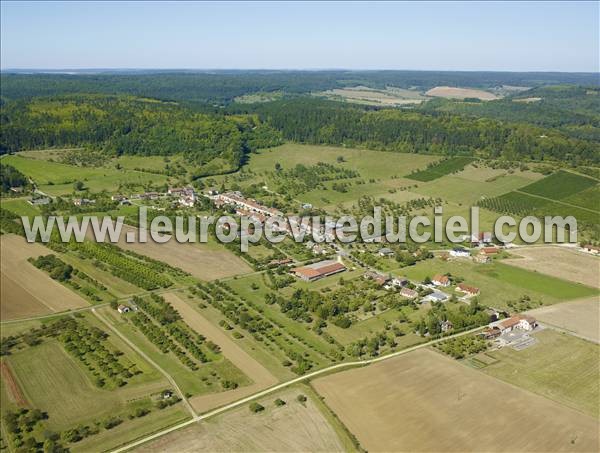 Photo aérienne de Combres-sous-les-Ctes