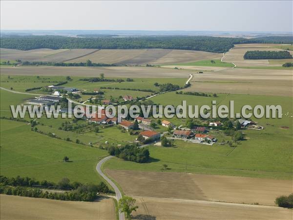 Photo aérienne de Les Trois-Domaines