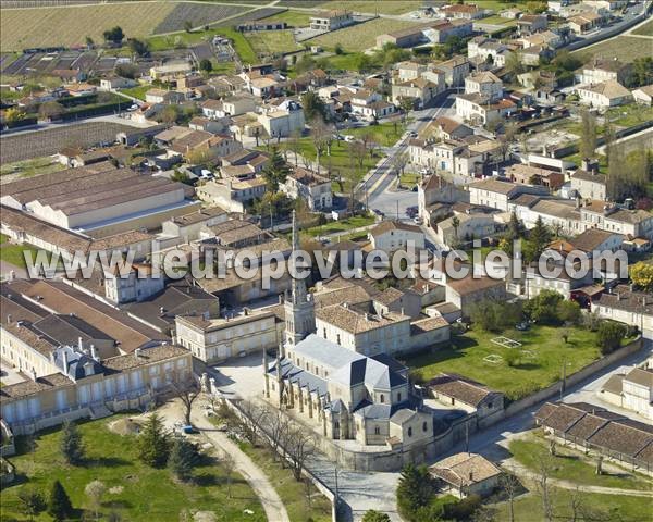 Photo aérienne de Saint-Julien-Beychevelle