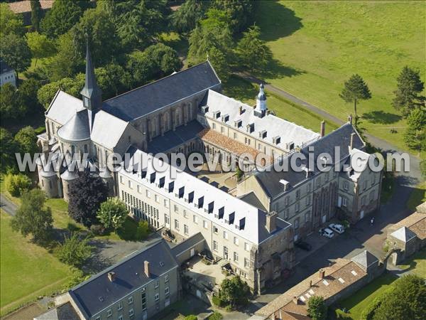 Photo aérienne de Bgrolles-en-Mauges