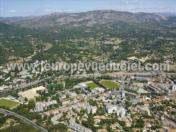 Photo aérienne de Aubagne