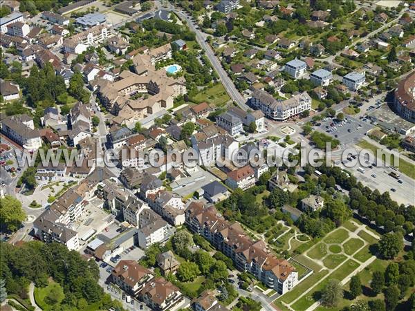 Photo aérienne de Divonne-les-Bains