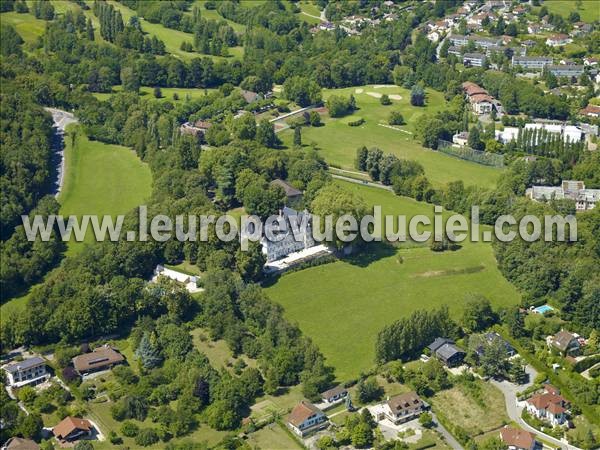 Photo aérienne de Divonne-les-Bains