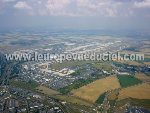 Photo aérienne de Roissy-en-France