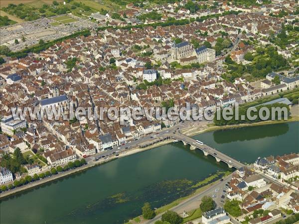 Photo aérienne de Joigny