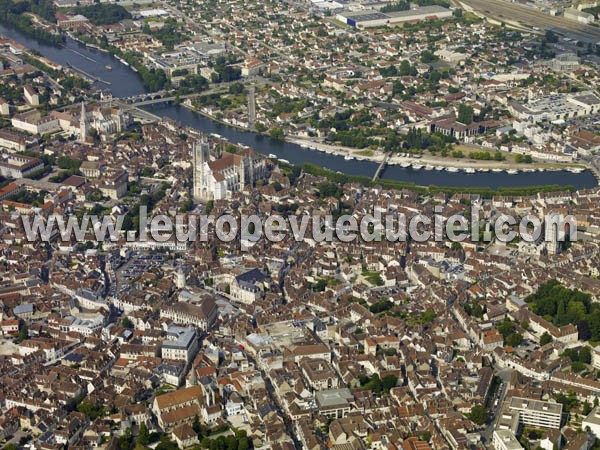 Photo aérienne de Auxerre