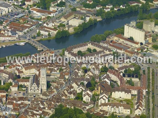 Photo aérienne de Auxerre