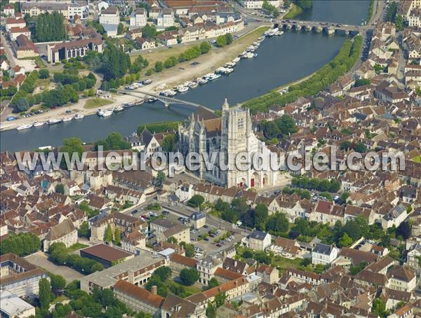 Photo aérienne de Auxerre