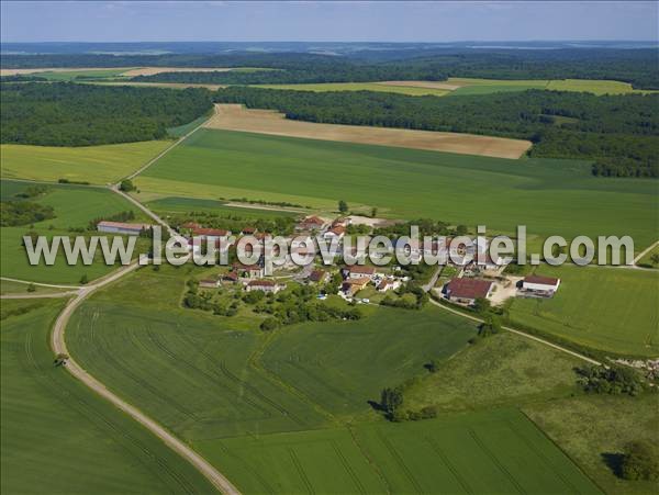 Photo aérienne de Courouvre