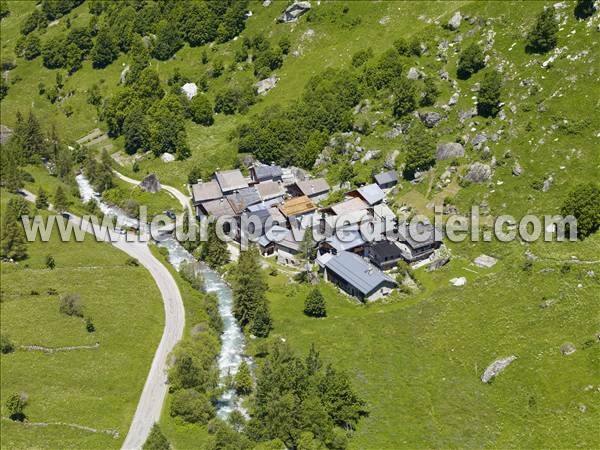 Photo aérienne de Champagny-en-Vanoise