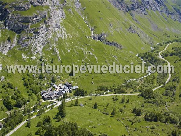 Photo aérienne de Champagny-en-Vanoise