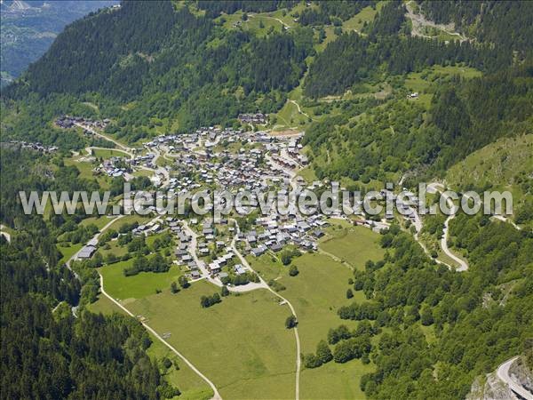 Photo aérienne de Champagny-en-Vanoise