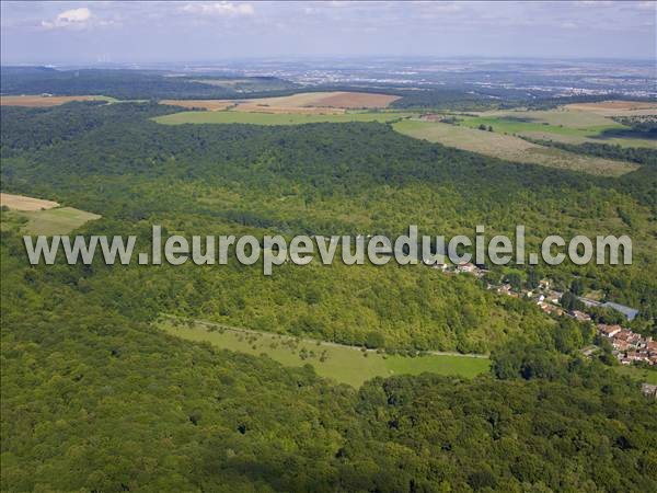 Photo aérienne de Chtel-Saint-Germain