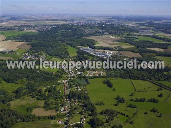 Photo aérienne de Clacy-et-Thierret