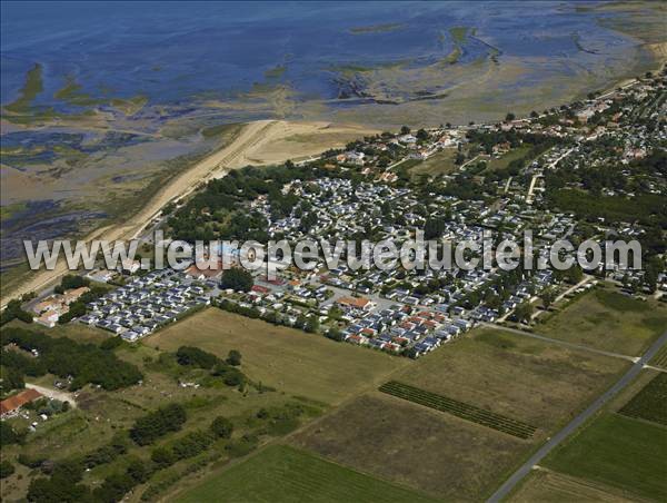 Photo aérienne de La Bre-les-Bains