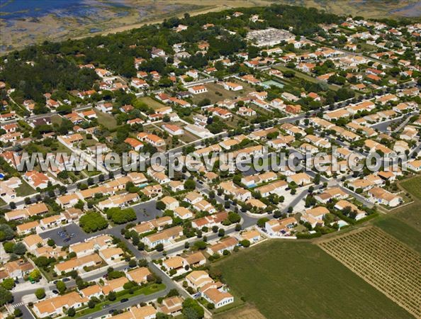 Photo aérienne de La Bre-les-Bains