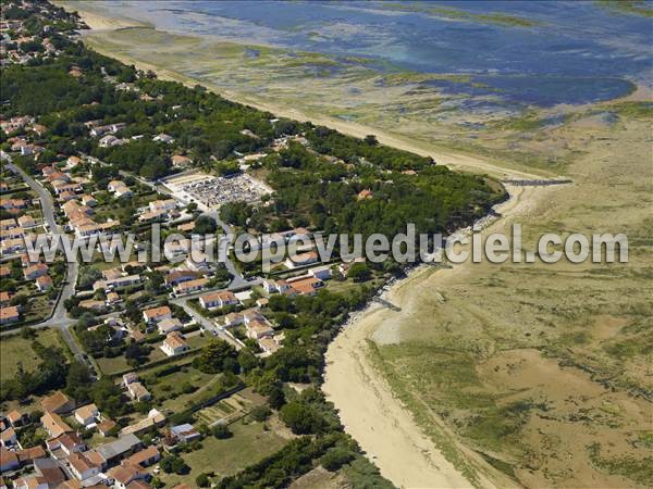 Photo aérienne de La Bre-les-Bains