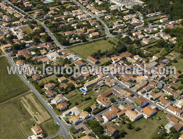 Photo aérienne de La Bre-les-Bains