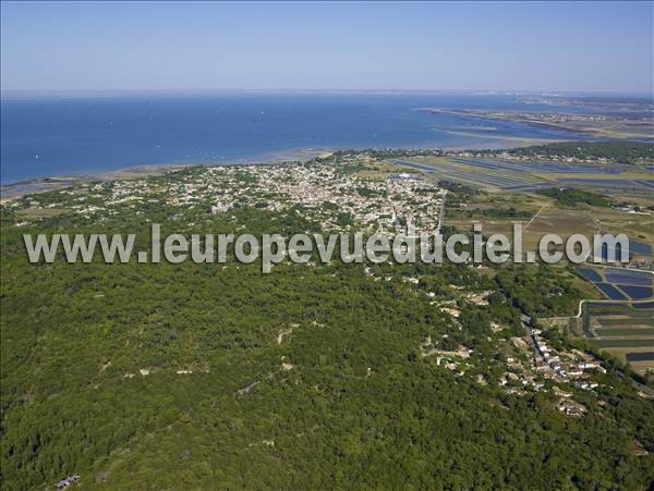 Photo aérienne de Les Portes-en-R