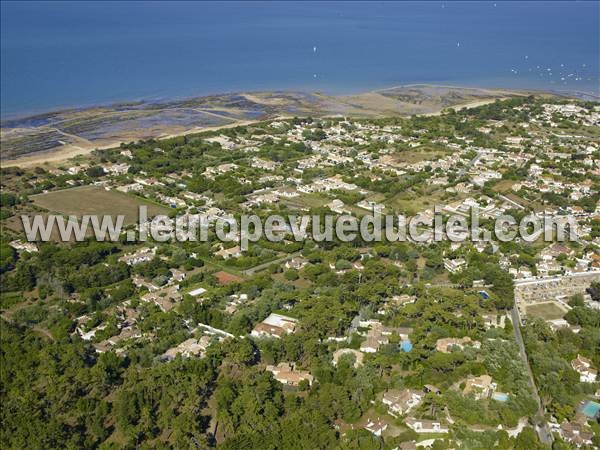 Photo aérienne de Les Portes-en-R