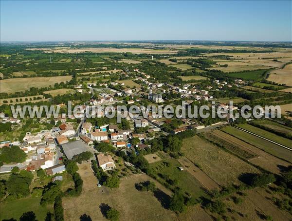 Photo aérienne de Sansais