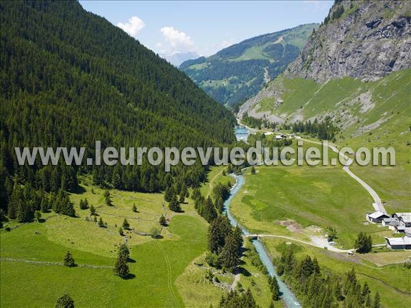 Photo aérienne de Champagny-en-Vanoise