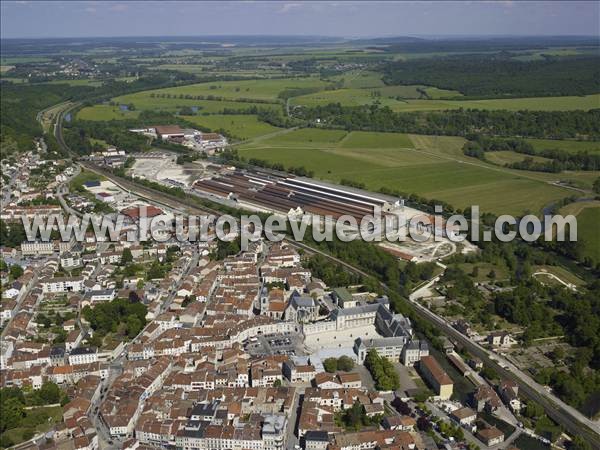 Photo aérienne de Commercy