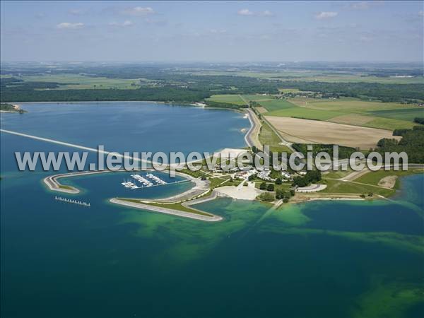 Photo aérienne de Sainte-Marie-du-Lac-Nuisement