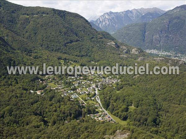 Photo aérienne de Losone