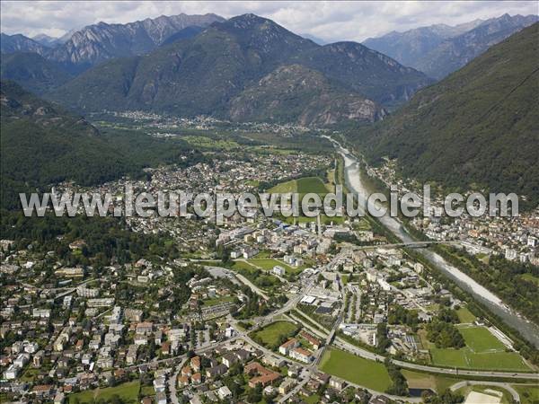 Photo aérienne de Losone