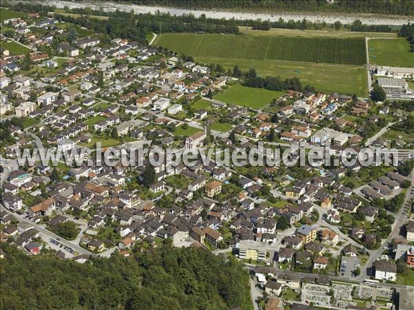 Photo aérienne de Losone