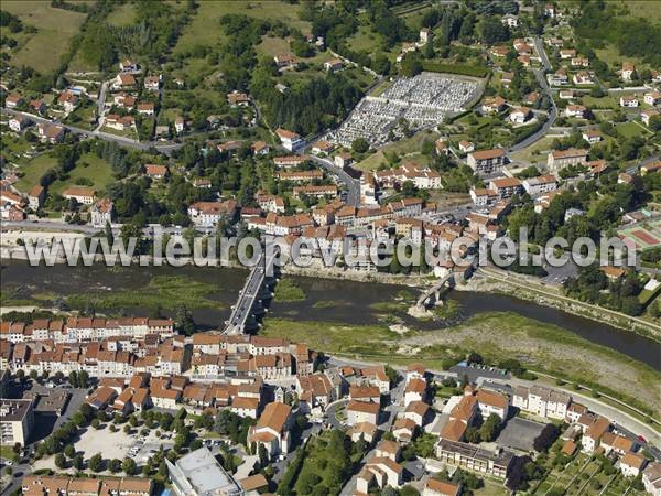 Photo aérienne de Brives-Charensac