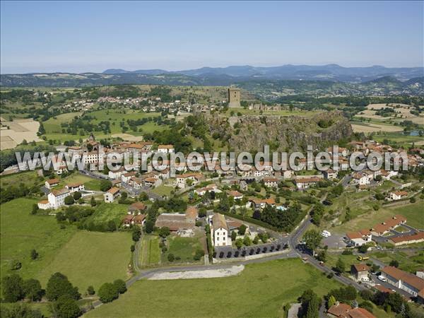 Photo aérienne de Polignac