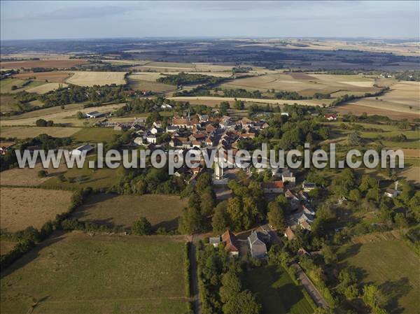 Photo aérienne de Bouhy