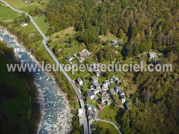 Photo aérienne de Brione (Verzasca)